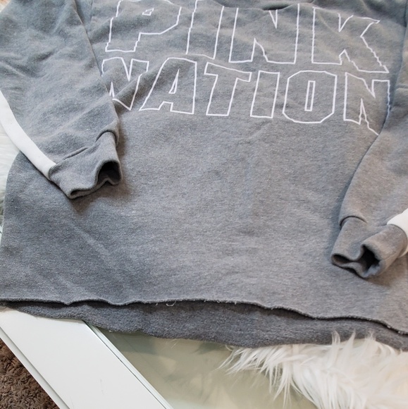Victoria Secret Pink sweatshirt - Picture 4 of 4